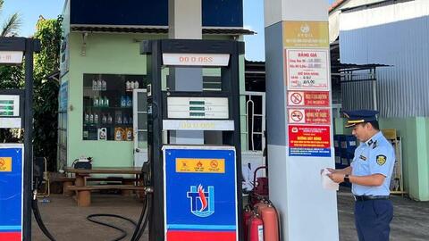 Đắk Lắk xử lý cửa hàng xăng dầu vi phạm bán hàng qua đường dây nóng