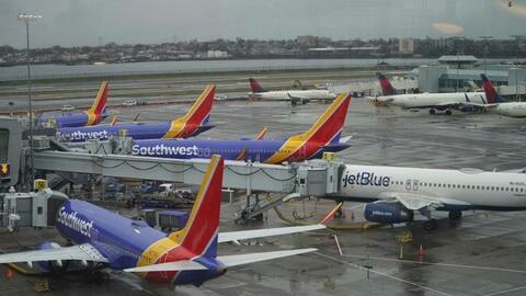 Nguồn cung nhiên liệu hàng không thế giới vẫn gặp khó