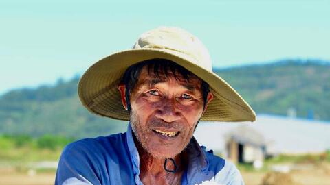 Diêm dân Thanh Hoá oằn mình giữa ‘chảo lửa’ làm muối