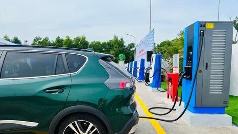 Chính phủ tiếp tục miễn lệ phí trước bạ ô tô điện đến hết năm 2030 