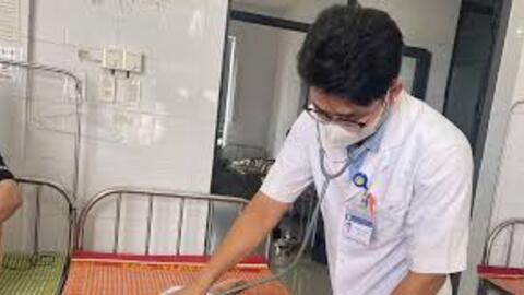 Đà Nẵng: Hơn 40 người nhập viện nghi ngộ độc sau khi ăn bánh mì