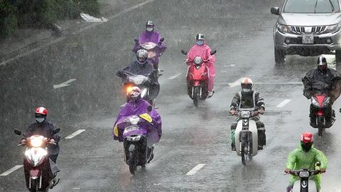 Thời tiết hôm nay (17-6): Miền Bắc mưa dông diện rộng