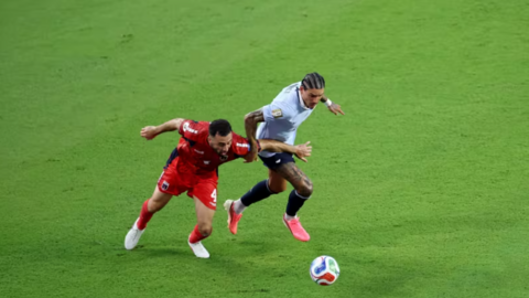 Đội tuyển Uruguay chia điểm đáng tiếc trước Cabo Verde