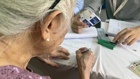 Dữ liệu liên thông, sao vẫn phiền dân?