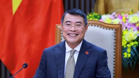 Thủ tướng Lê Minh Hưng có cuộc điện đàm đầu tiên với Thủ tướng Canada