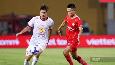 Doãn Ngọc Tân lại chấn thương, Thể Công Viettel thêm nỗi lo