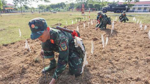 Đề xuất chế độ ưu đãi có tính vượt trội đối với hạ sĩ quan, chiến sĩ tại ngũ