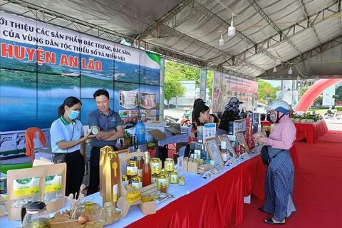 <a href="/cau-chuyen-kinh-doanh" title="Câu chuyện kinh doanh" rel="dofollow">Câu chuyện kinh doanh</a>