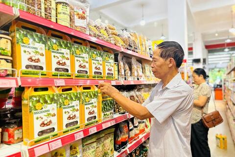 <a href="/cau-chuyen-kinh-doanh" title="Câu chuyện kinh doanh" rel="dofollow">Câu chuyện kinh doanh</a>