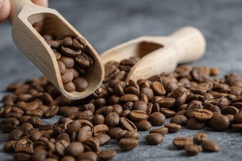 Những tác dụng phụ nghiêm trọng của việc uống quá nhiều caffeine