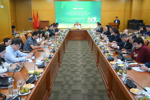 <a href="/cau-chuyen-kinh-doanh" title="Câu chuyện kinh doanh" rel="dofollow">Câu chuyện kinh doanh</a>