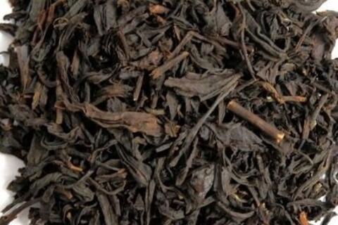 Cách uống trà tốt cho xương người lớn tuổi