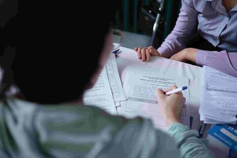 Tiền trợ cấp thất nghiệp tối đa của người làm việc ở vùng I và vùng IV