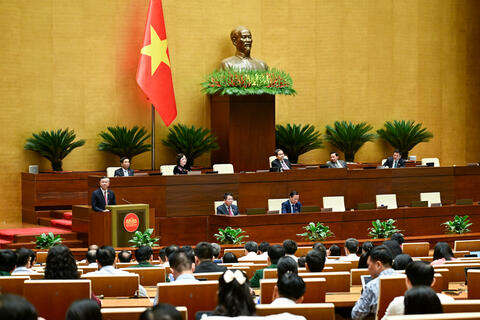 Bộ trưởng Bộ Tài chính: Tăng trưởng 2 con số, từng quý phải bứt tốc 10 - 11%