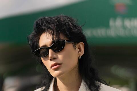 Nhạc sĩ giải thích về câu “lúa chín cao chẳng hề cúi đầu…” vẫn bị phản ứng