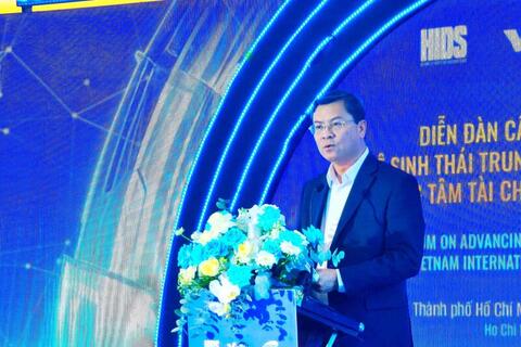 Trung tâm Tài chính Hàng hải quốc tế: Giữ lại dòng tiền hàng tỷ đô từ cảng biển