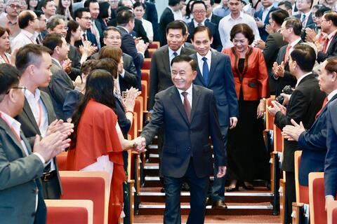 Thường trực Ban Bí thư: Kết quả công tác đối ngoại có được nhờ sự lãnh đạo đúng đắn của Đảng