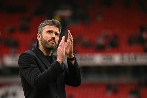 Michael Carrick mạnh tay thanh lọc đội hình Man United