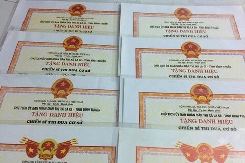 Bộ Nội vụ nêu căn cứ xét tặng bổ sung danh hiệu Chiến sĩ thi đua cơ sở
