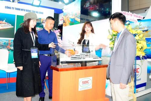 Doanh nghiệp Việt nắm bắt xu thế du lịch bằng tàu