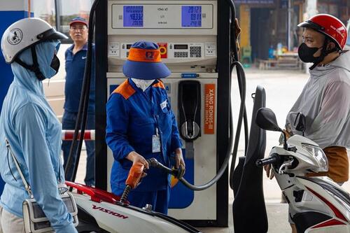Giá xăng dầu trong kỳ điều hành ngày mai dự báo tiếp tục tăng?