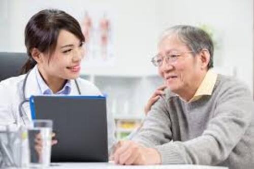 Tầm quan trọng của việc kiểm tra sức khỏe định kỳ cho người cao tuổi