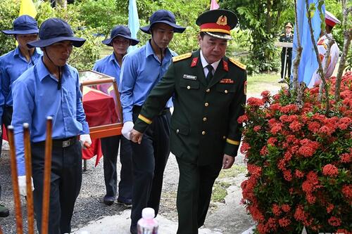 An Giang: Đội K93 hoàn thành nhiệm vụ tìm kiếm, quy tập hài cốt liệt sĩ tại Campuchia trong giai đoạn XXIV (mùa khô 2024-2025)