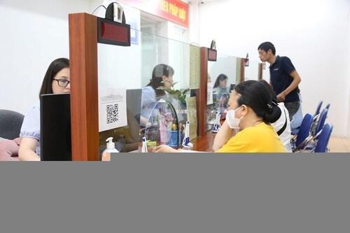 Bộ Nội vụ đề xuất cơ chế mới để trả lương viên chức