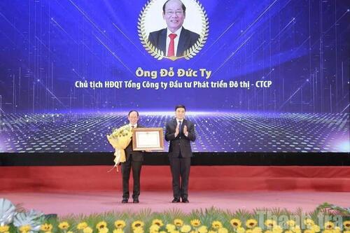 Doanh nghiệp Thanh Hóa vững vàng bản lĩnh cùng chung sức kiến tạo quê hương giàu đẹp