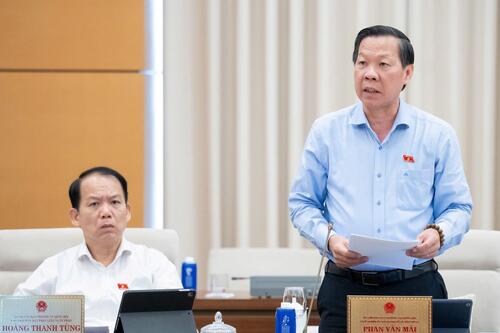 Đề nghị Chính phủ có giải pháp giảm giá vàng, giá bất động sản