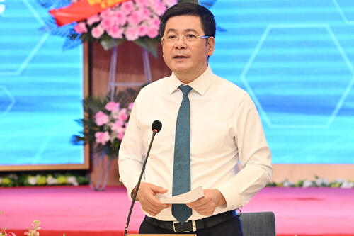 Bộ trưởng Nguyễn Hồng Diên phát biểu kết luận Hội nghị ngành Công Thương các tỉnh, thành phố khu vực phía Bắc 2025
