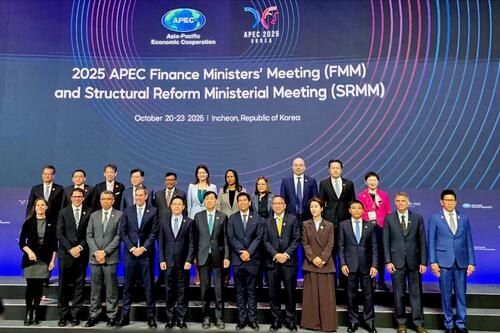 Hội nghị Bộ trưởng Tài chinh APEC 2025 thành công tốt đẹp Hội nghị Bộ trưởng Tài chinh APEC 2025 thành công tốt đẹp