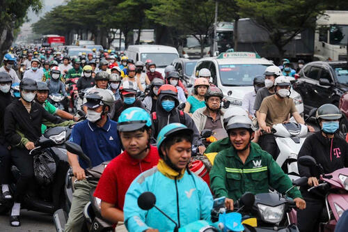 Hoán cải xe máy xăng thành điện: Cần bước đi thận trọng