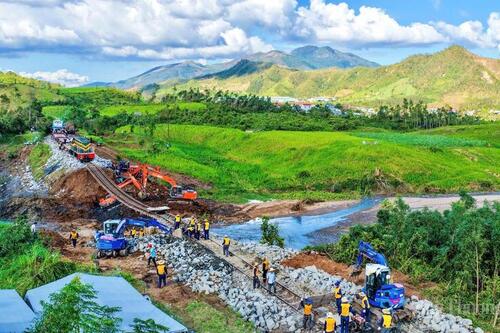 Gấp rút thông tuyến đường sắt Bắc - Nam đoạn qua Gia Lai, Đắk Lắk