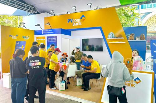 Ngân hàng không giấy – giao dịch thông minh: Hướng đi bền vững của PVcomBank trong kỷ nguyên tài chính xanh