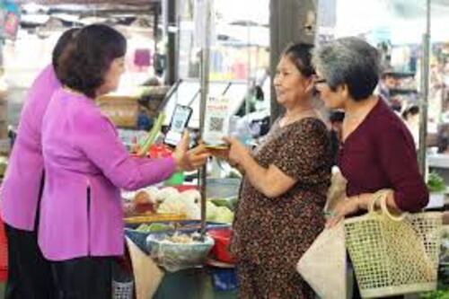 Tiểu thương Chợ Cồn 'chốt' nghìn đơn nhờ chuyển đổi số