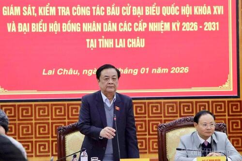 Phó Chủ tịch Quốc hội Lê Minh Hoan giám sát công tác bầu cử tại Lai Châu