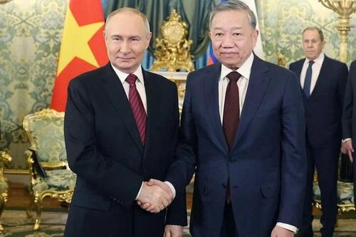 Nghị quyết 59: Ngoại giao giữ vai trò trụ cột, tiên phong mở đường cho hội nhập