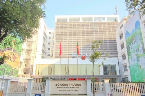 Bộ Công Thương yêu cầu bảo đảm nguồn cung hàng hóa, điện dịp tết Bính Ngọ