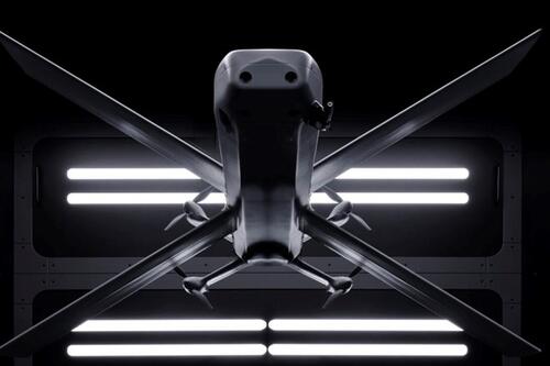 Ukraina dừng đặt thêm máy bay không người lái tấn công của Đức