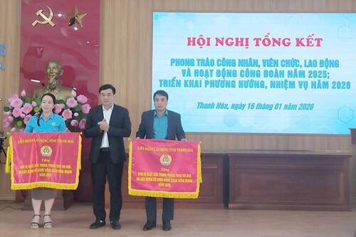 Công đoàn Công ty TNHH Sakurai Việt Nam đạt Cờ thi đua xuất sắc năm 2025