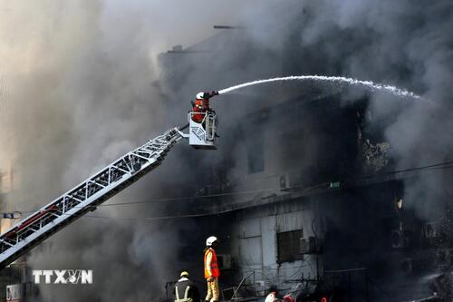 Cháy trung tâm thương mại Pakistan: Số người thiệt mạng tăng lên hơn 50 người