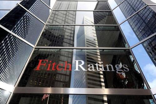 Fitch Ratings nâng xếp hạng các công cụ nợ có bảo đảm của Việt Nam