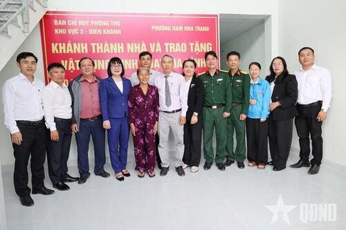 Khánh Hòa: Bàn giao nhà tặng hộ dân vùng lũ trước Tết Nguyên đán