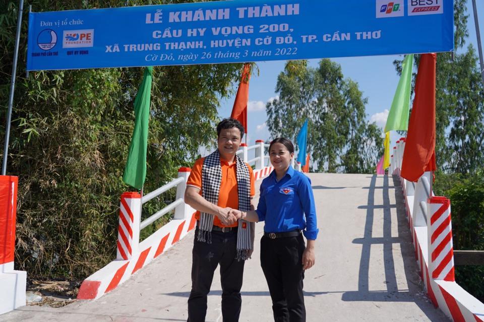 Tổng Giám đốc Tập đoàn FPT Nguyễn Văn Khoa tại sự kiện khánh thành cầu Hy Vọng 200.