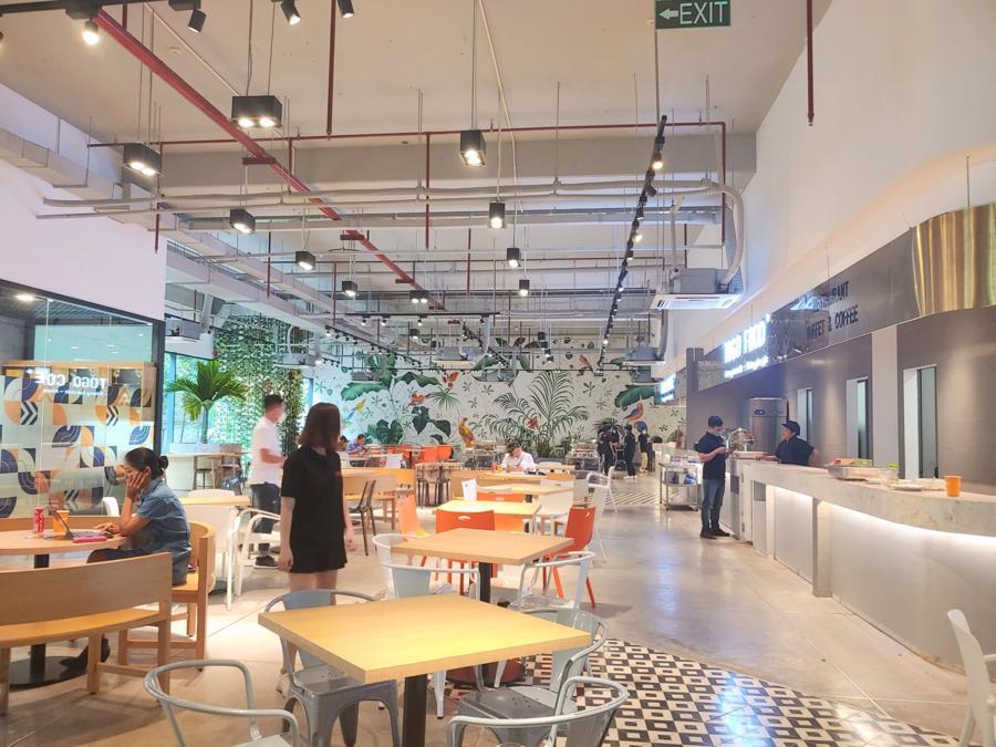 Food Court - một dịch vụ REE đang phát triển, bao gồm cả phòng gym cho nhân viên. (Ảnh: M.H)