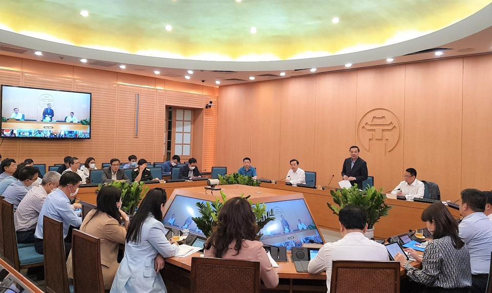 Các đại biểu tham dự phiên họp.