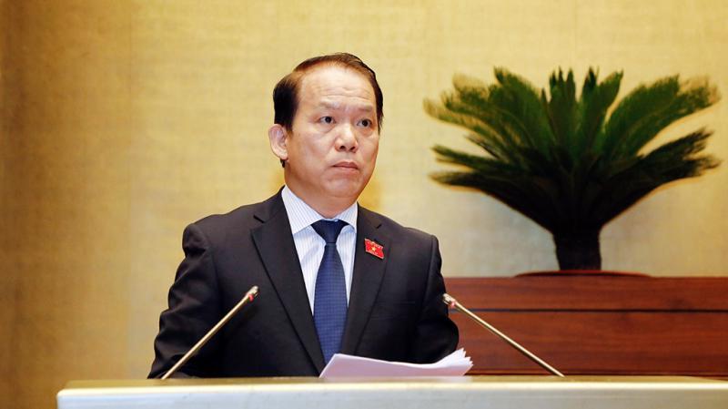 Chủ nhiệm Ủy ban Pháp luật của Quốc hội Hoàng Thanh Tùng báo cáo thẩm tra tại Kỳ họp. Ảnh: daibieunhandan.vn