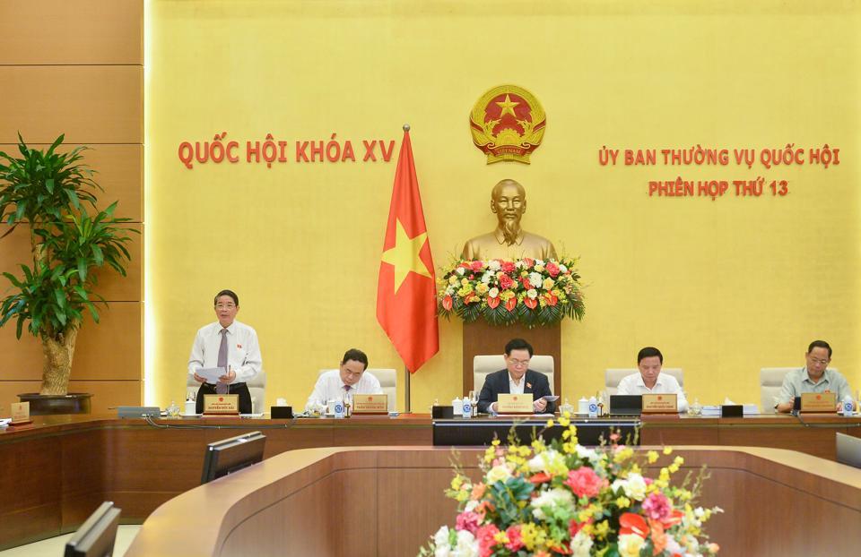 Phó Chủ tịch Quốc hội Nguyễn Đức Hải điều hành nội dung thảo luận. Ảnh: Quochoi.vn