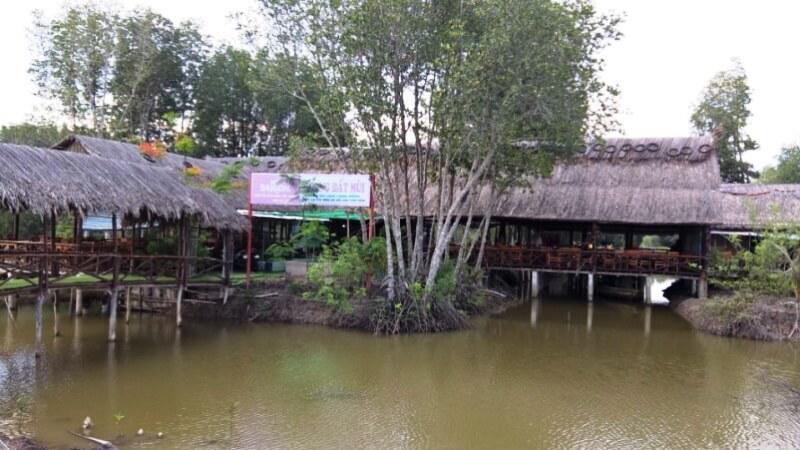 Nhà hàng sinh Thái Hương Đất Mũi được minh oan sau vụ việc